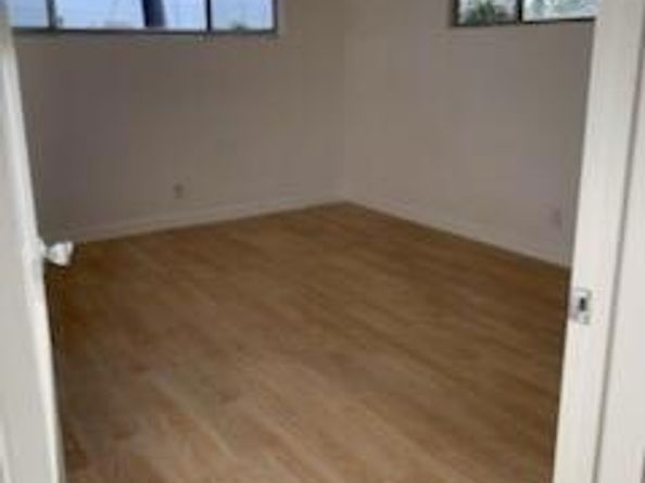 Undisclosed Address #CRV1-38620, Los Angeles CA 90047