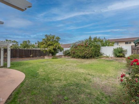 19931 Lanark Street, Winnetka (los Angeles) CA 91306