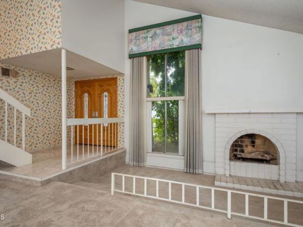 19931 Lanark Street, Winnetka (los Angeles) CA 91306