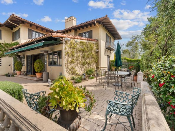 795 Holladay Road, Pasadena CA 91106