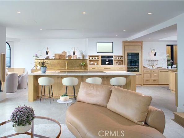 17 Muir Beach Circle, Corona Del Mar (newport Beach) CA 92625