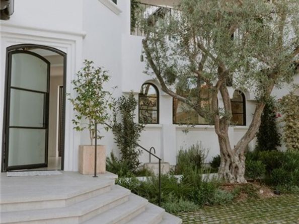 17 Muir Beach Circle, Corona Del Mar (newport Beach) CA 92625