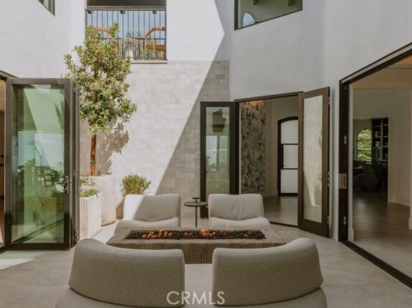 17 Muir Beach Circle, Corona Del Mar (newport Beach) CA 92625