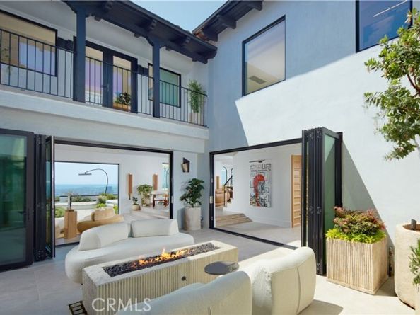 17 Muir Beach Circle, Corona Del Mar (newport Beach) CA 92625