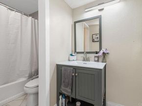 2340 Hosp Way 120, Carlsbad CA 92008