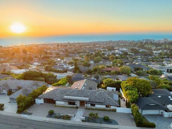 1126 Muirlands Vista Way, La Jolla (san Diego) CA 92037