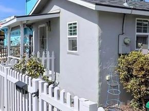 3258 Tyler Street, Carlsbad CA 92008