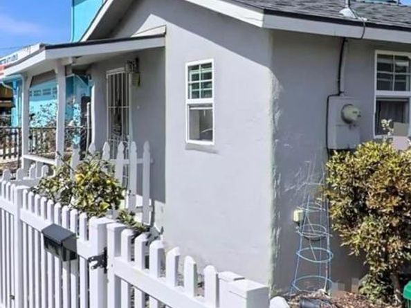 3258 Tyler St, Carlsbad CA 92008