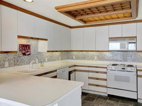 100 S Coast 409, La Jolla (san Diego) CA 92037