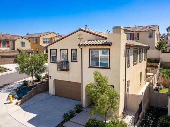 839 Brookdale Drive, Vista CA 92081