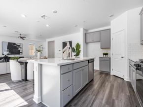 839 Brookdale Drive, Vista CA 92081
