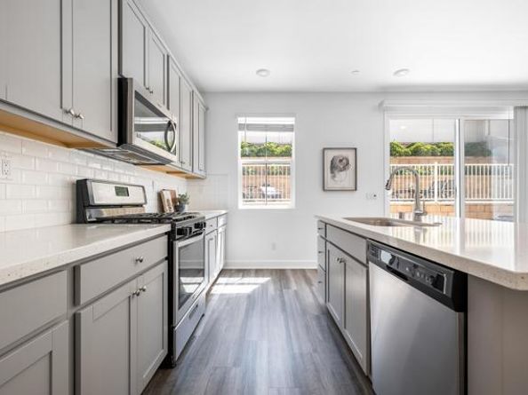 839 Brookdale Drive, Vista CA 92081