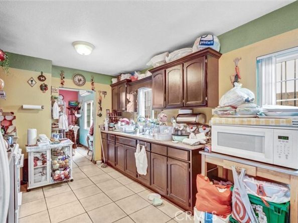 11847 Alabama Street, Los Angeles CA 90059