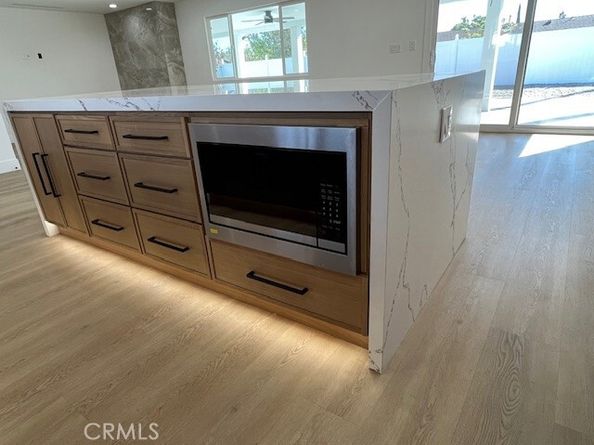 13068 Mineola Street, Arleta (los Angeles) CA 91331