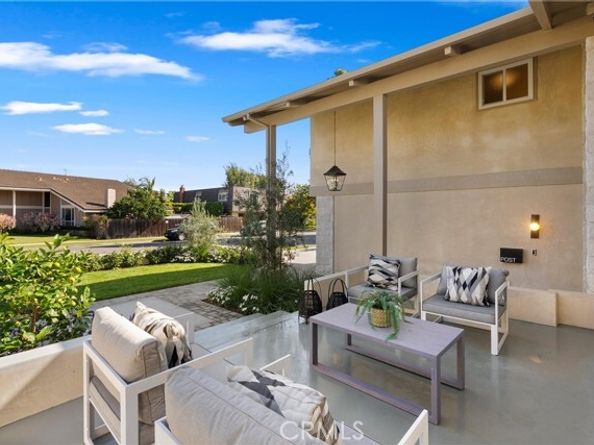 2741 Sandpiper Drive, Costa Mesa CA 92626