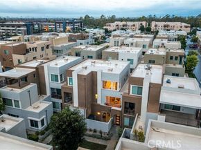 217 Magnet, Irvine CA 92618