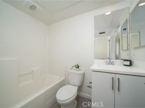 217 Magnet, Irvine CA 92618