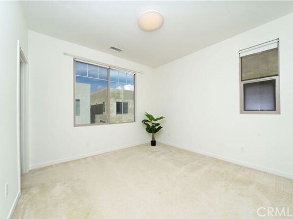 217 Magnet, Irvine CA 92618