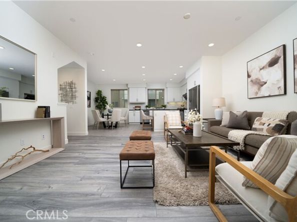 217 Magnet, Irvine CA 92618