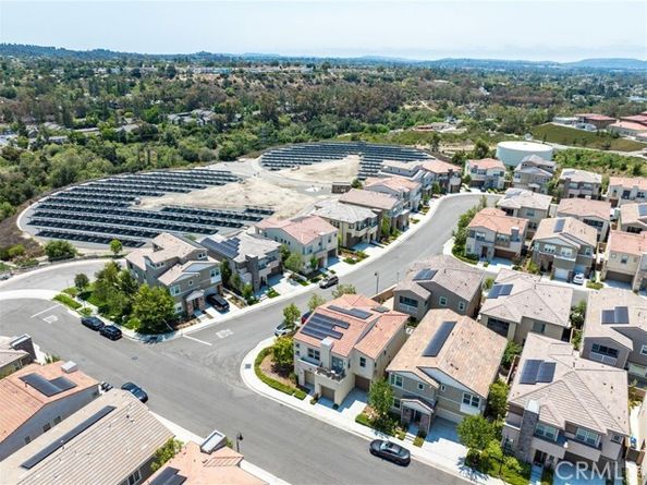 681 Athos, Lake Forest (el Toro) CA 92630
