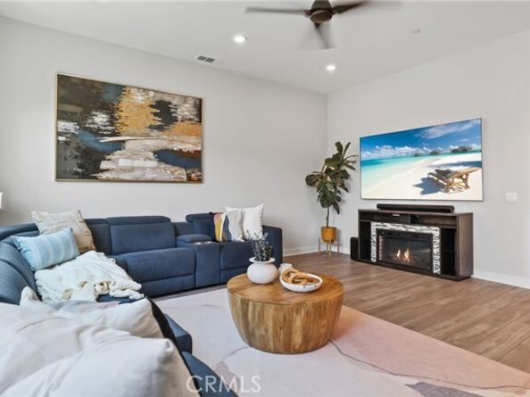 681 Athos, Lake Forest (el Toro) CA 92630