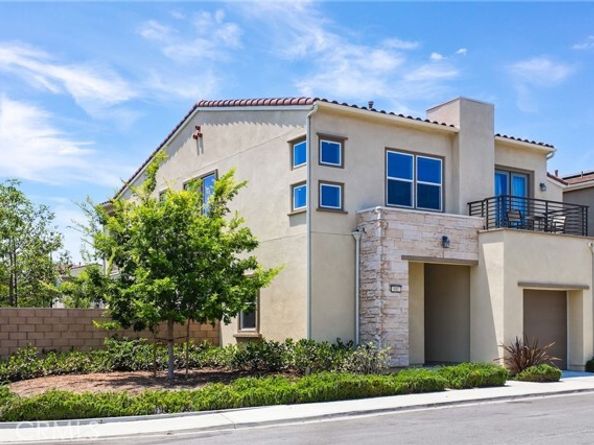 681 Athos, Lake Forest (el Toro) CA 92630
