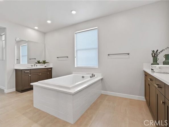 681 Athos, Lake Forest (el Toro) CA 92630