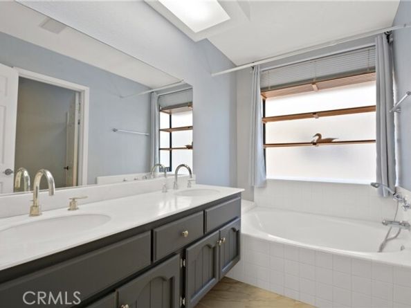 25326 Elderwood, Lake Forest (el Toro) CA 92630