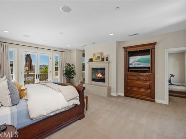 15 Long View Road, Laguna Hills CA 92679