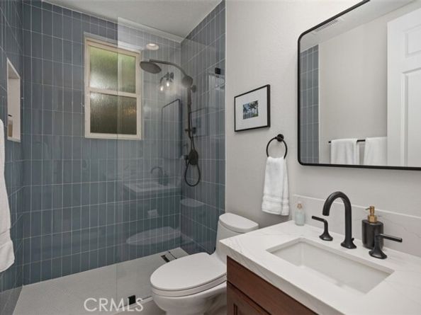 15 Long View Road, Laguna Hills CA 92679