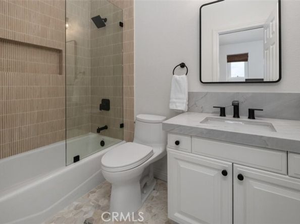 15 Long View Road, Laguna Hills CA 92679
