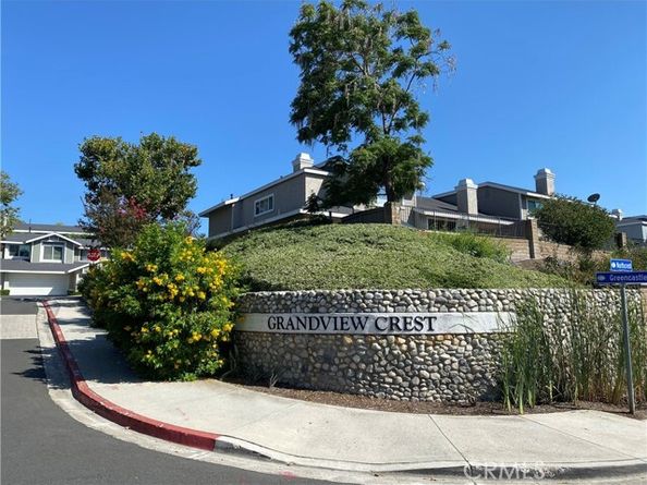 22248 Summit Hill Drive 8, Lake Forest (el Toro) CA 92630