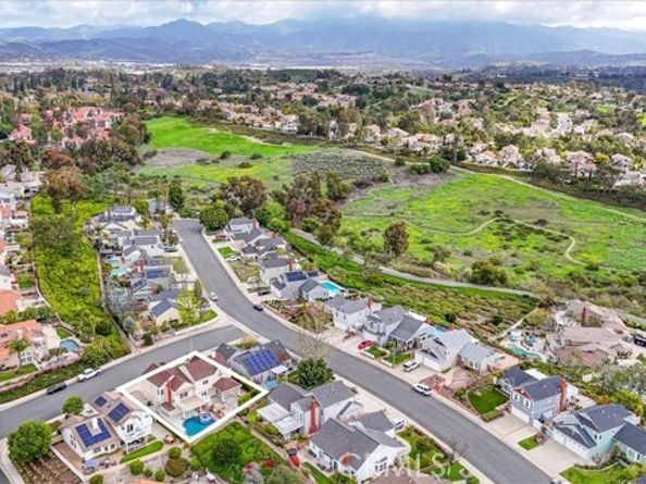 25912 Densmore Drive, Lake Forest (el Toro) CA 92630