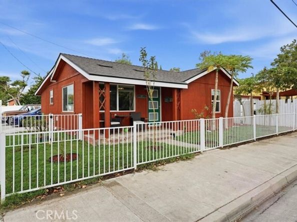 512 S Maple, Santa Ana CA 92701