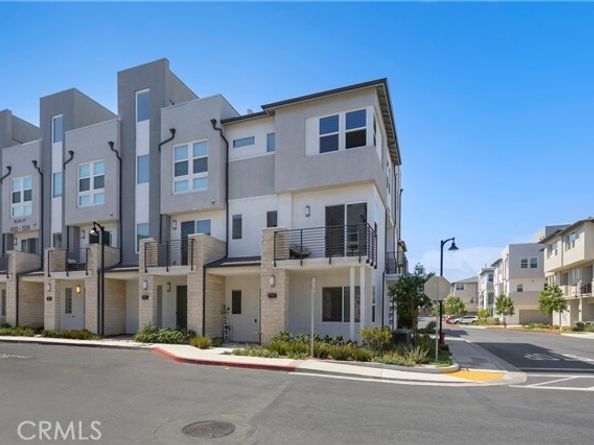 1102 W Bushell St, Anaheim CA 92805