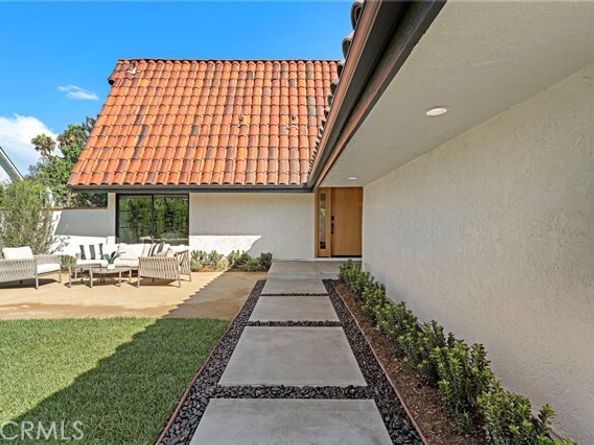 22102 Jonesport, Huntington Beach CA 92646