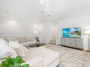 704 Dusky Creek, Lake Forest (el Toro) CA 92610