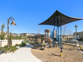 704 Dusky Creek, Lake Forest (el Toro) CA 92610