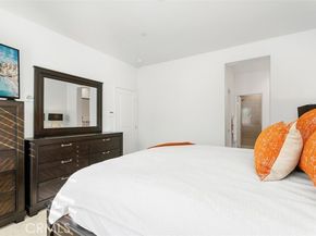 704 Dusky Creek, Lake Forest (el Toro) CA 92610