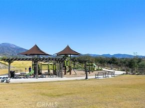 704 Dusky Creek, Lake Forest (el Toro) CA 92610