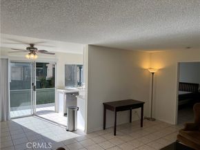 23224 Orange Avenue 5, Lake Forest (el Toro) CA 92630