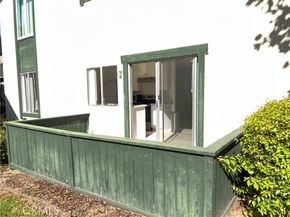 23224 Orange Avenue 5, Lake Forest (el Toro) CA 92630
