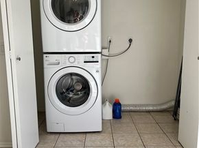 23224 Orange Avenue 5, Lake Forest (el Toro) CA 92630