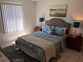 23224 Orange Avenue 5, Lake Forest (el Toro) CA 92630