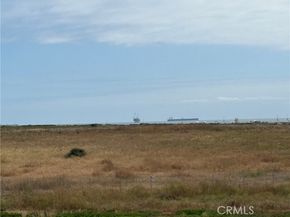 4165 Warner Avenue, Huntington Beach CA 92649