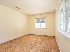 7549 Variel Avenue, Canoga Park (los Angeles) CA 91303