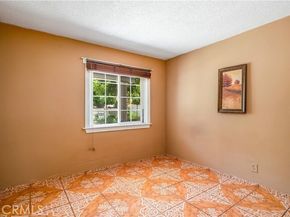 7549 Variel Avenue, Canoga Park (los Angeles) CA 91303