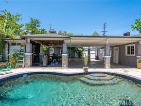 7549 Variel Avenue, Canoga Park (los Angeles) CA 91303