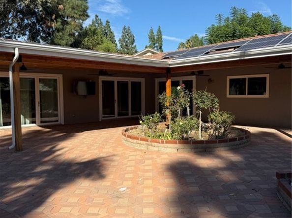 19530 Tuba Street, Northridge (los Angeles) CA 91326