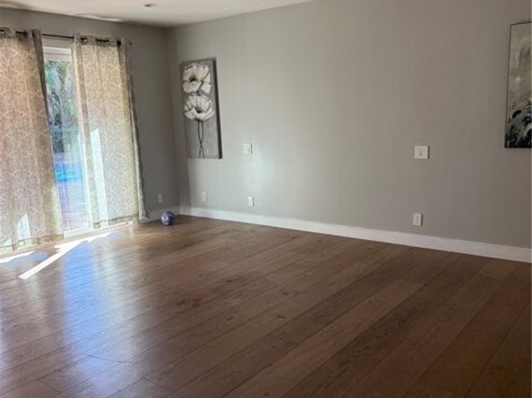 19530 Tuba Street, Northridge (los Angeles) CA 91326